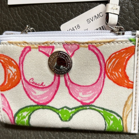 Coach mini zip multi color and white fabric case - Picture 7 of 8